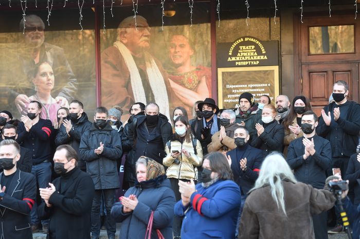 Церемония прощания с Арменом Джигарханяном в Москве