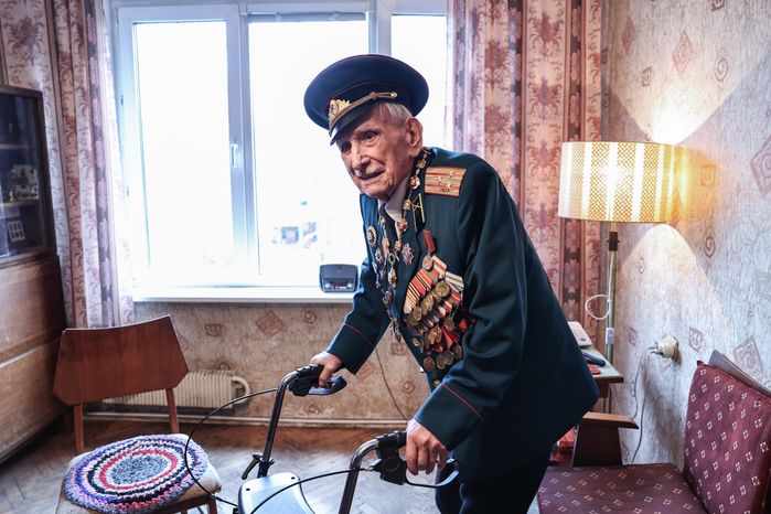 Ветерану войны Александру Золотову присвоили звание Почетного гражданина Московской области