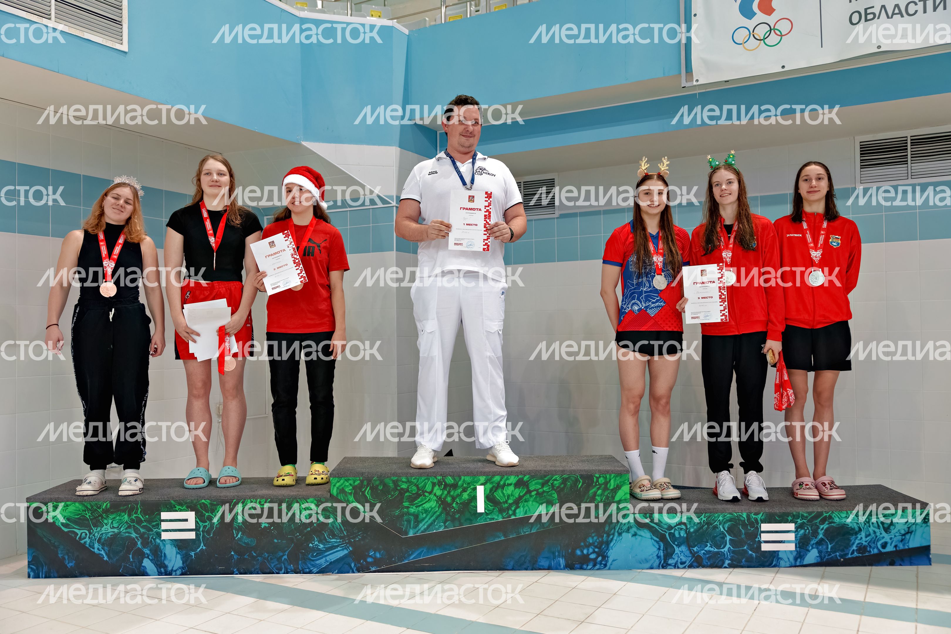 Награждение победителей Чемпионата Московской области по плаванию в Рузе Награждение победителей Чемпионата Московской области по плаванию в Рузе