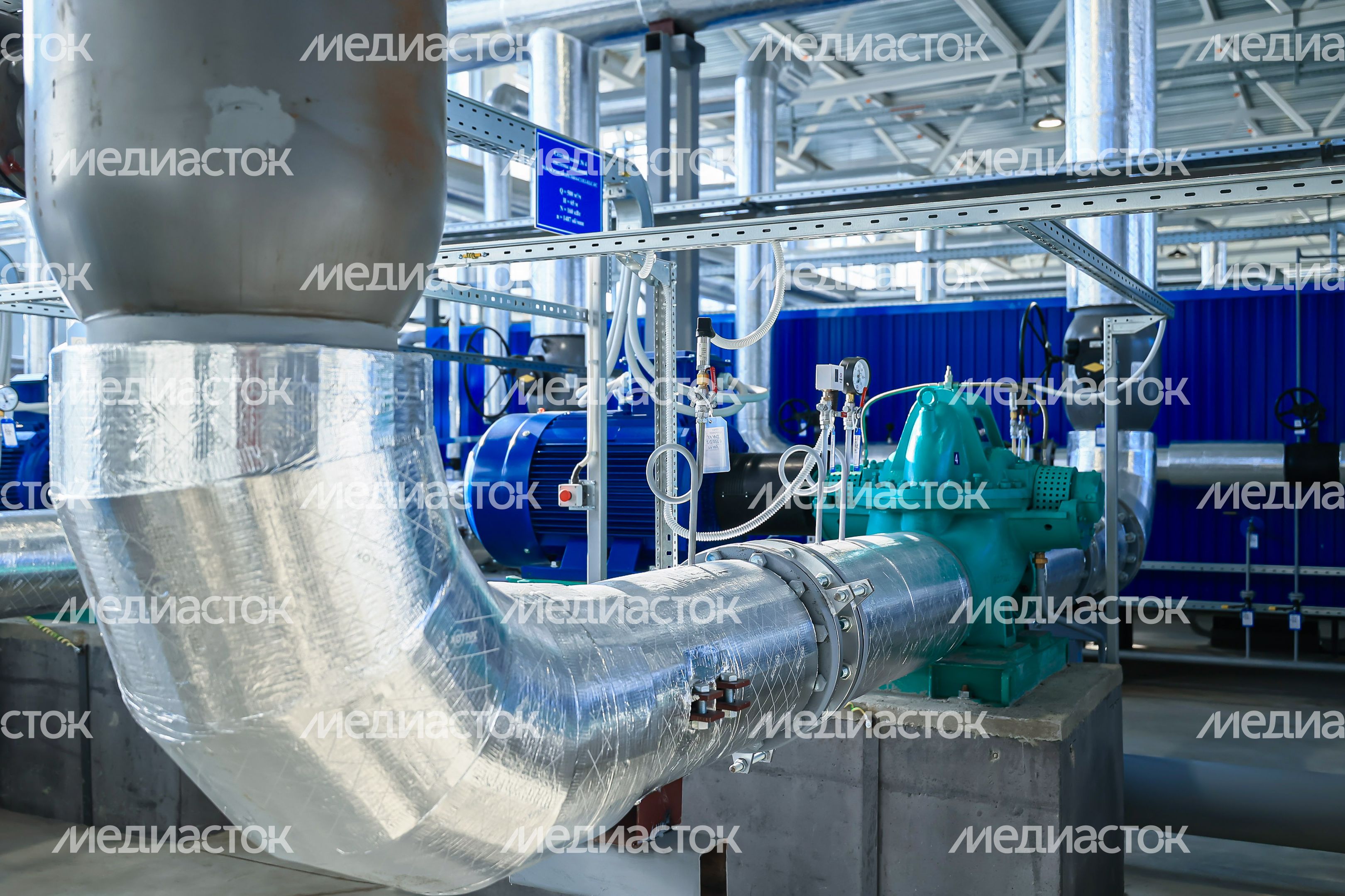 Осмотр новой котельной и реконструируемого участка теплосети в Королеве Губернатором Подмосковья
