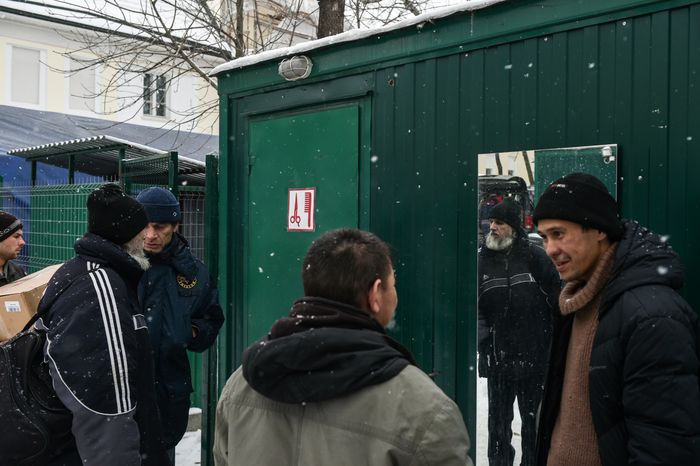 Как православная служба "Милосердие" помогает бездомным в Москве