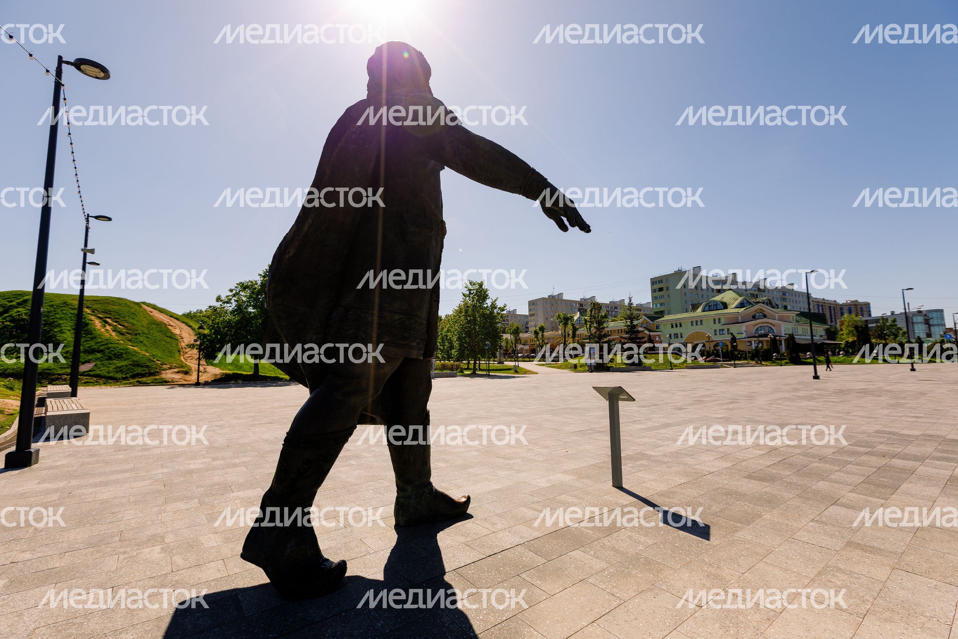 Памятник Юрию Долгорукому На Советской площади в Дмитрове