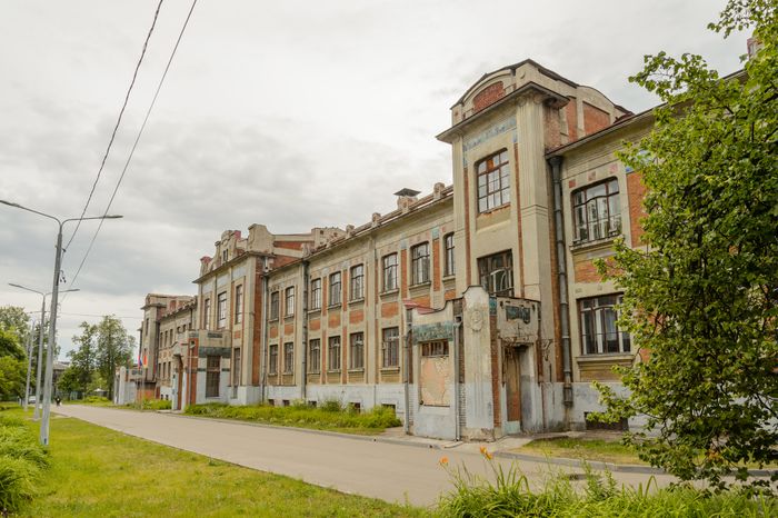 Здание начального училища