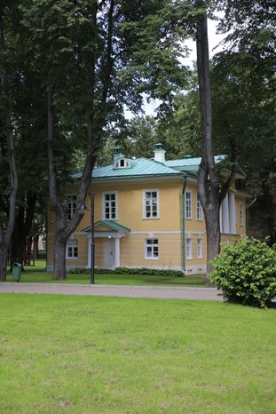 Архангельское