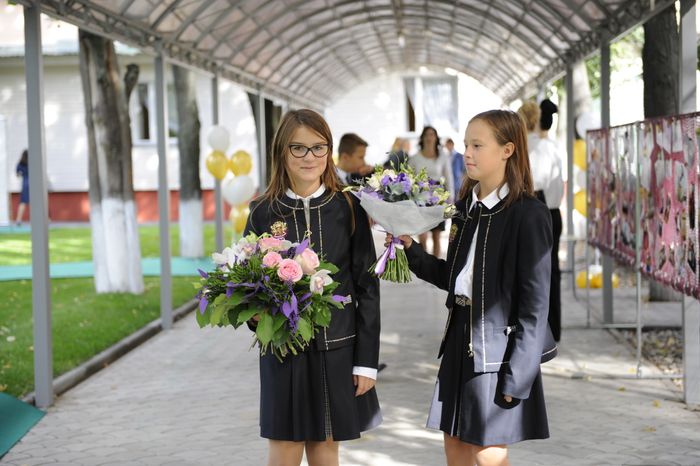 День знаний в Ломоносовской школе в Москве