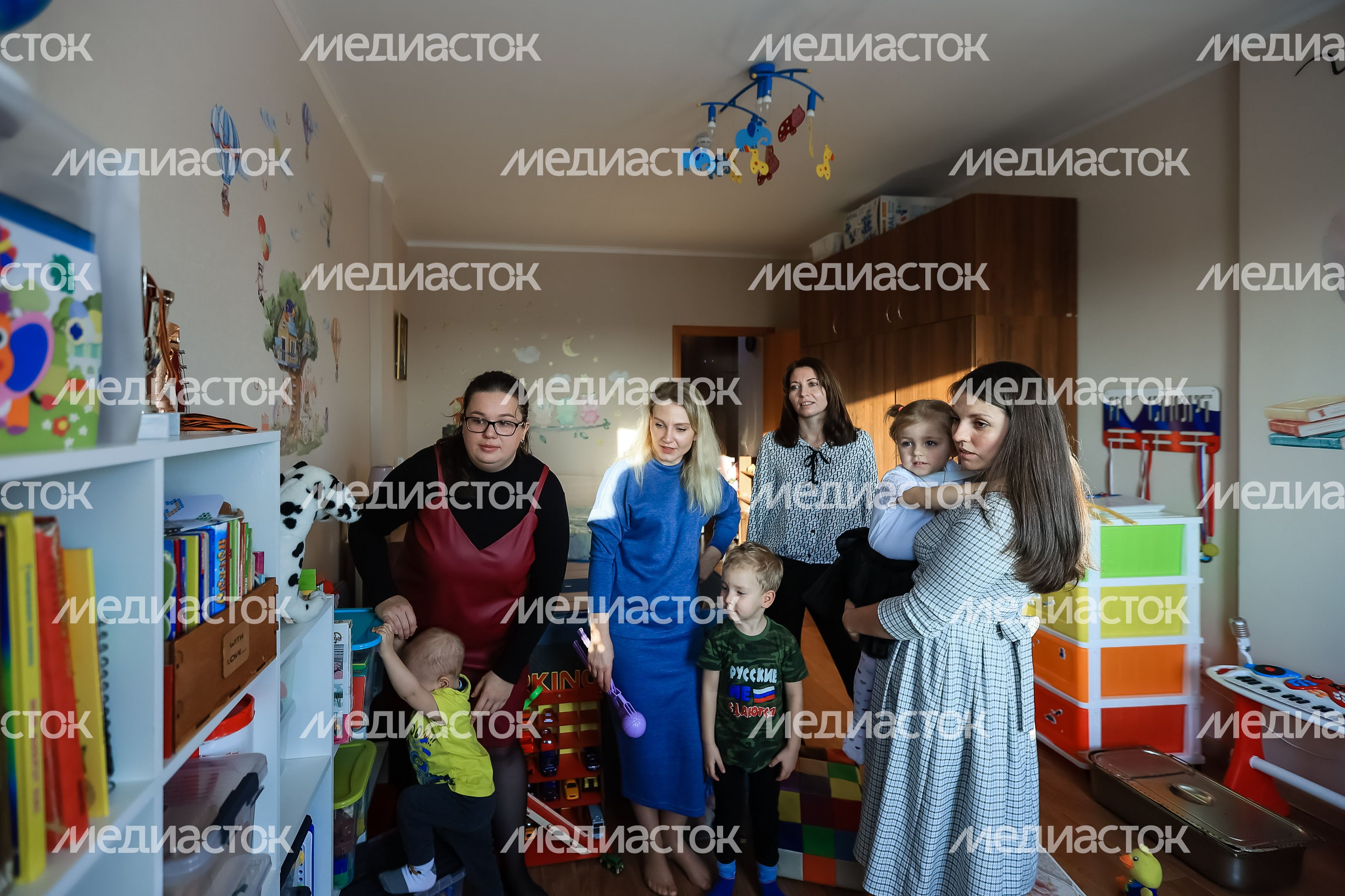 Встреча губернатора с супругами офицеров, участвующих в СВО