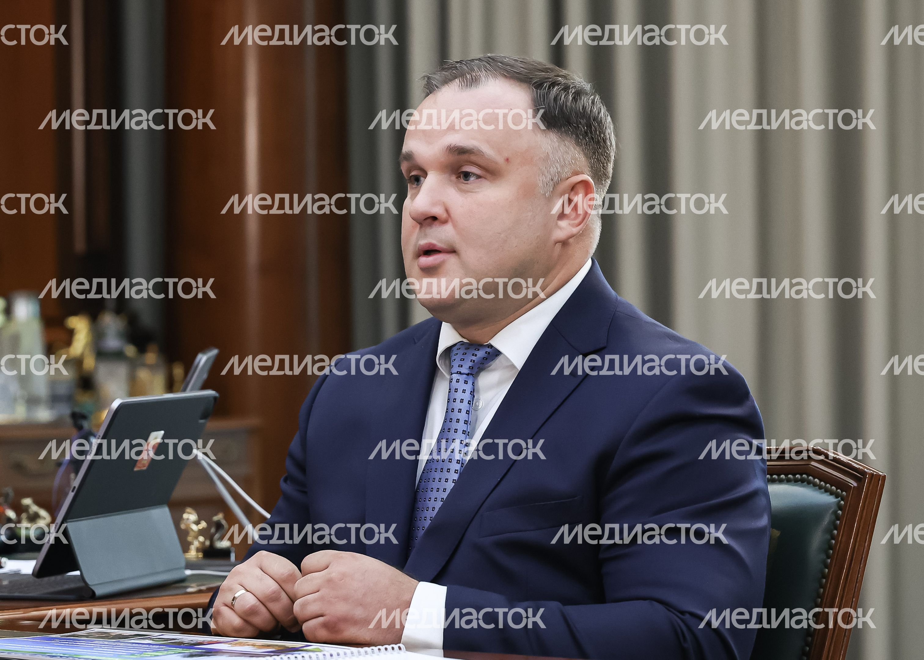 Рабочая встреча Андрея Воробьева с главой г.о. Власиха Германом Потапчуком Рабочая встреча Андрея Воробьева с главой г.о. Власиха Германом Потапчуком