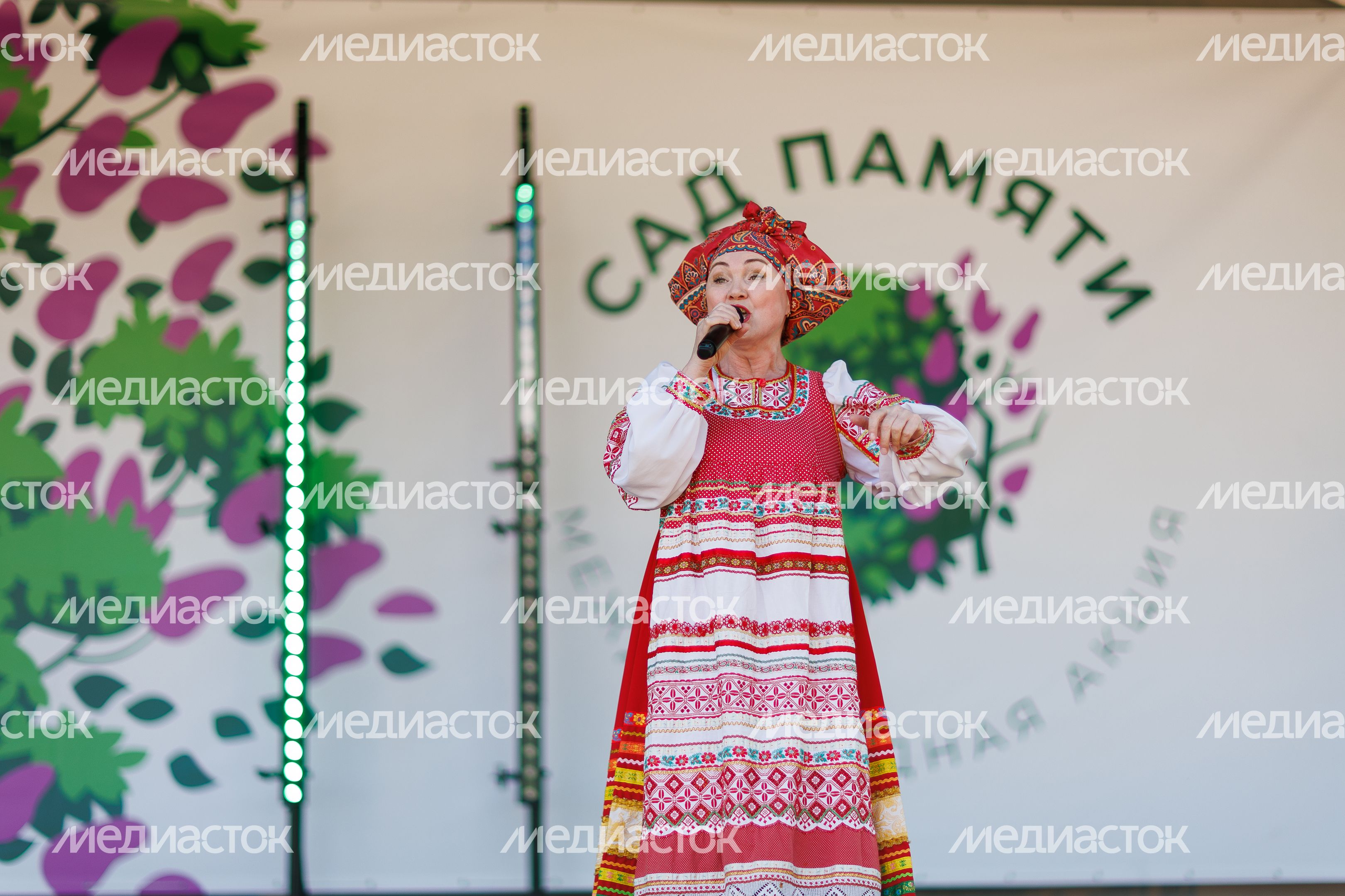 Сад Памяти в Подмосковье-2026: концерт для участников акции по посадке деревьев в Химках