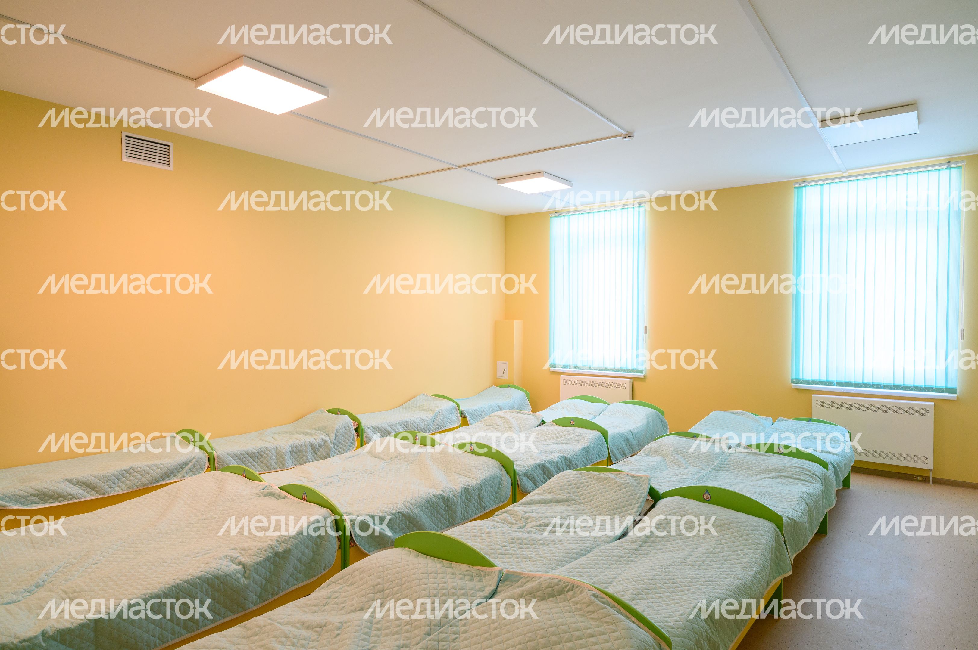 Спальня в новом детском саду «Синички» школы №14 в ЖК «Подлипки город» Коломны Спальня в новом детском саду «Синички» школы №14 в ЖК «Подлипки город» Коломны