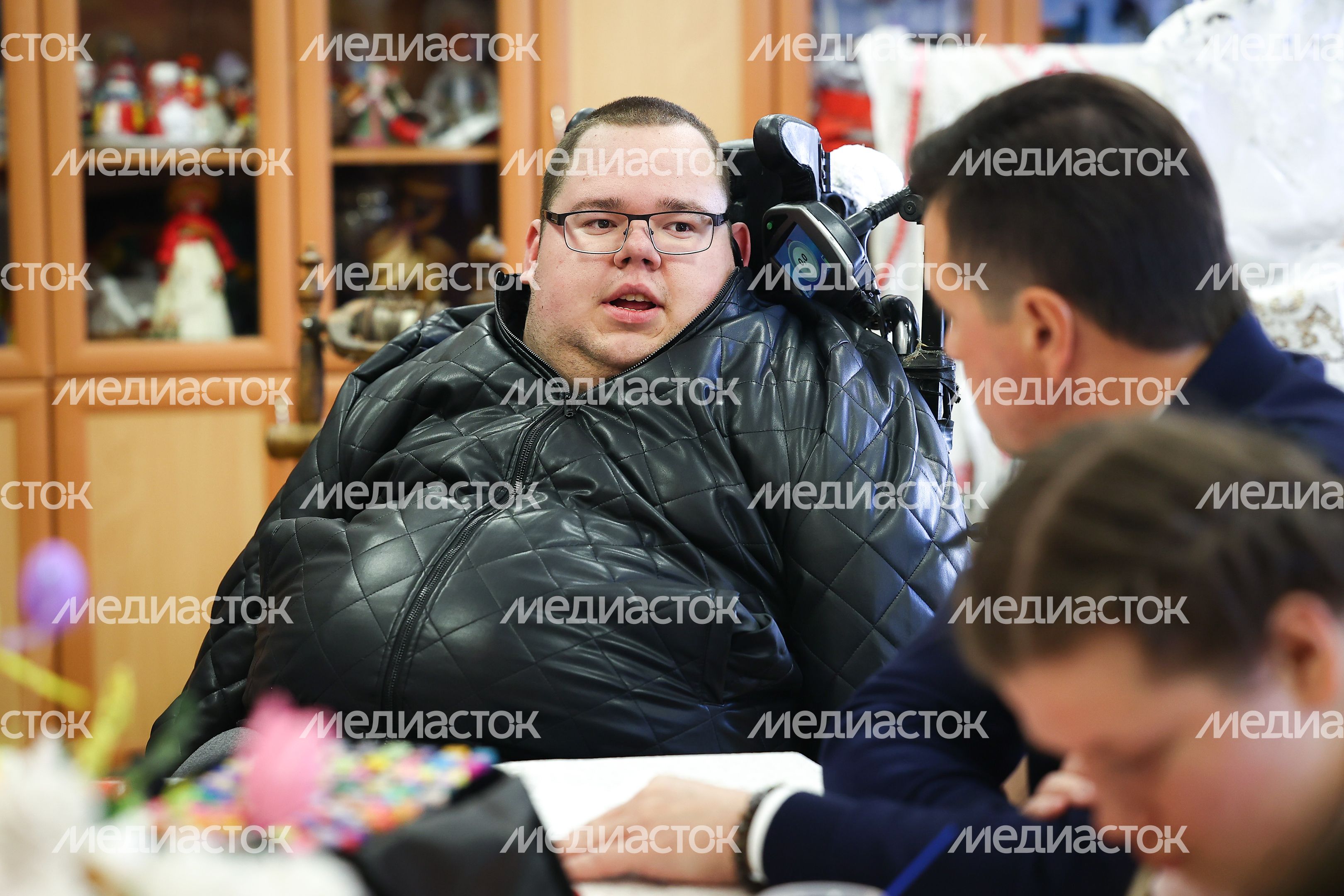Губернатор навестил ребят, воспитывающихся в Семейном центре «Дмитровский»