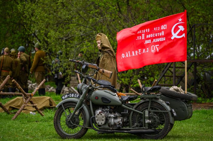 Военно-историческая реконструкция событий мая 1945 года в музее истории танка Т-34 в Мытищах