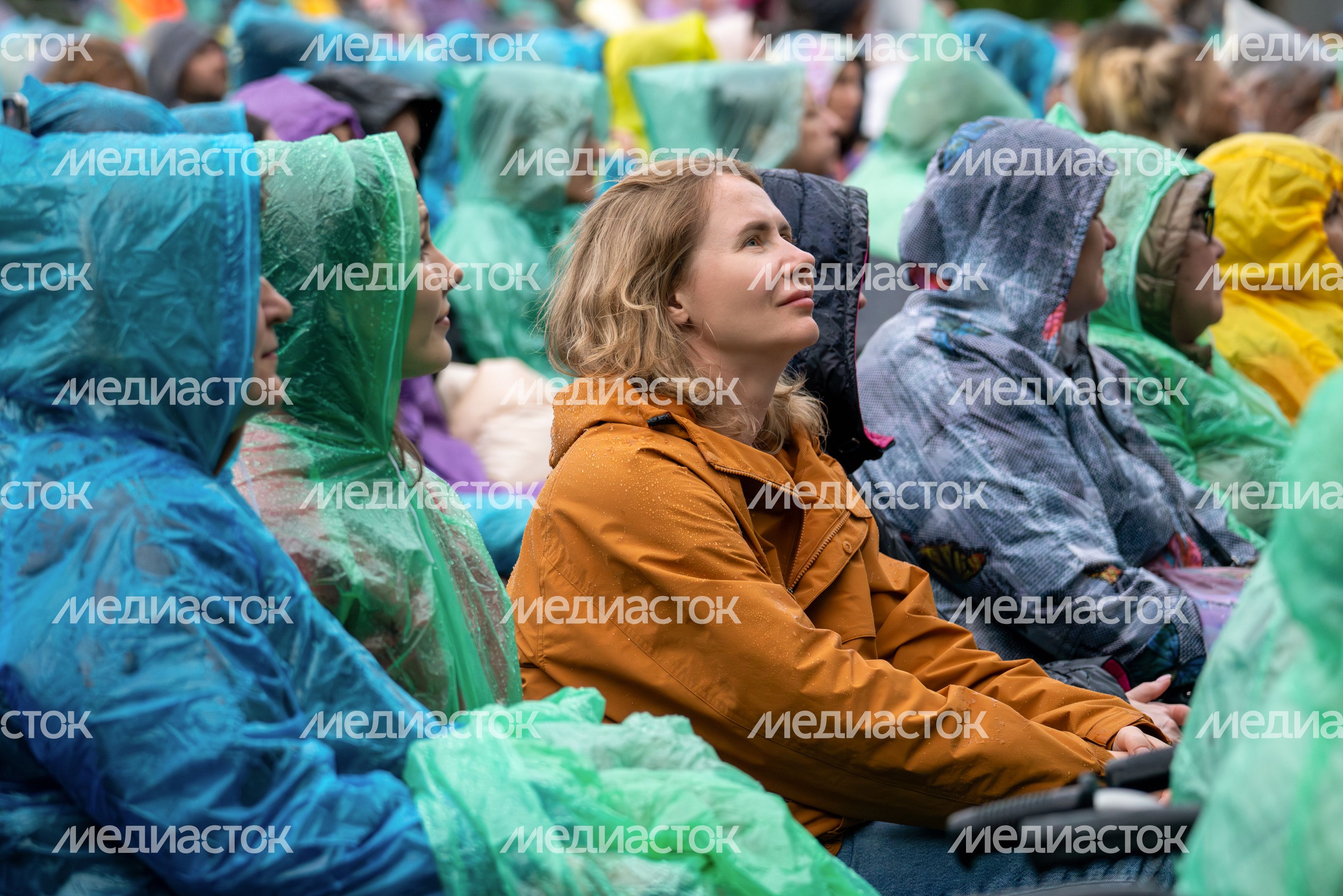 Зрители спектакля-концерта «Бедные люди» на XII Международном фестивале искусств П.И. Чайковского в Клину