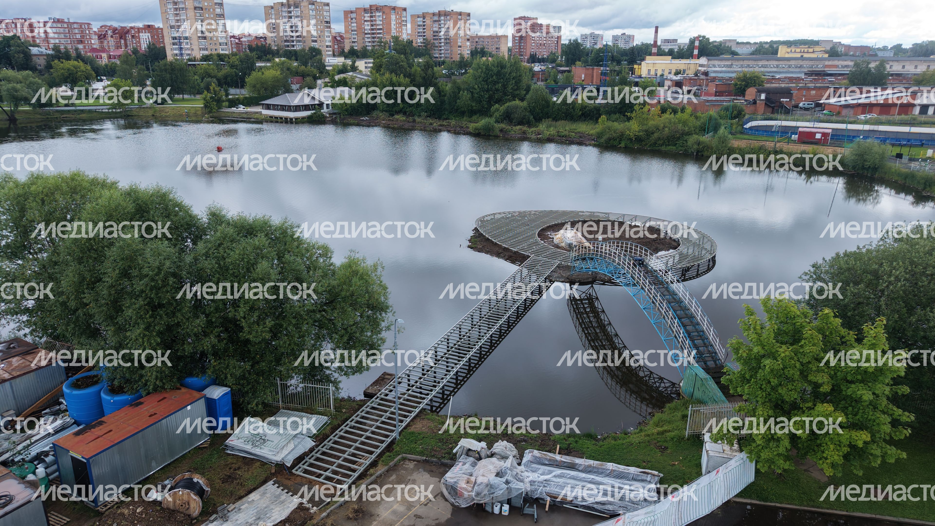 Благоустройство набережной пруда "Москвич" в Лобне