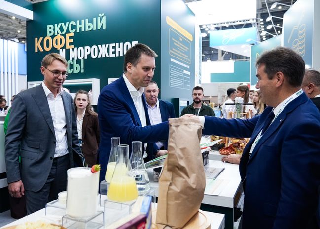 Вячеслав Духин и Сергей Двойных подписали ряд соглашений о реализации в Подмосковье крупных агропромышленных проектов