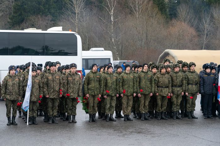 Торжественное мероприятие, посвященное подвигу 11 героев-саперов, в Волоколамском округе