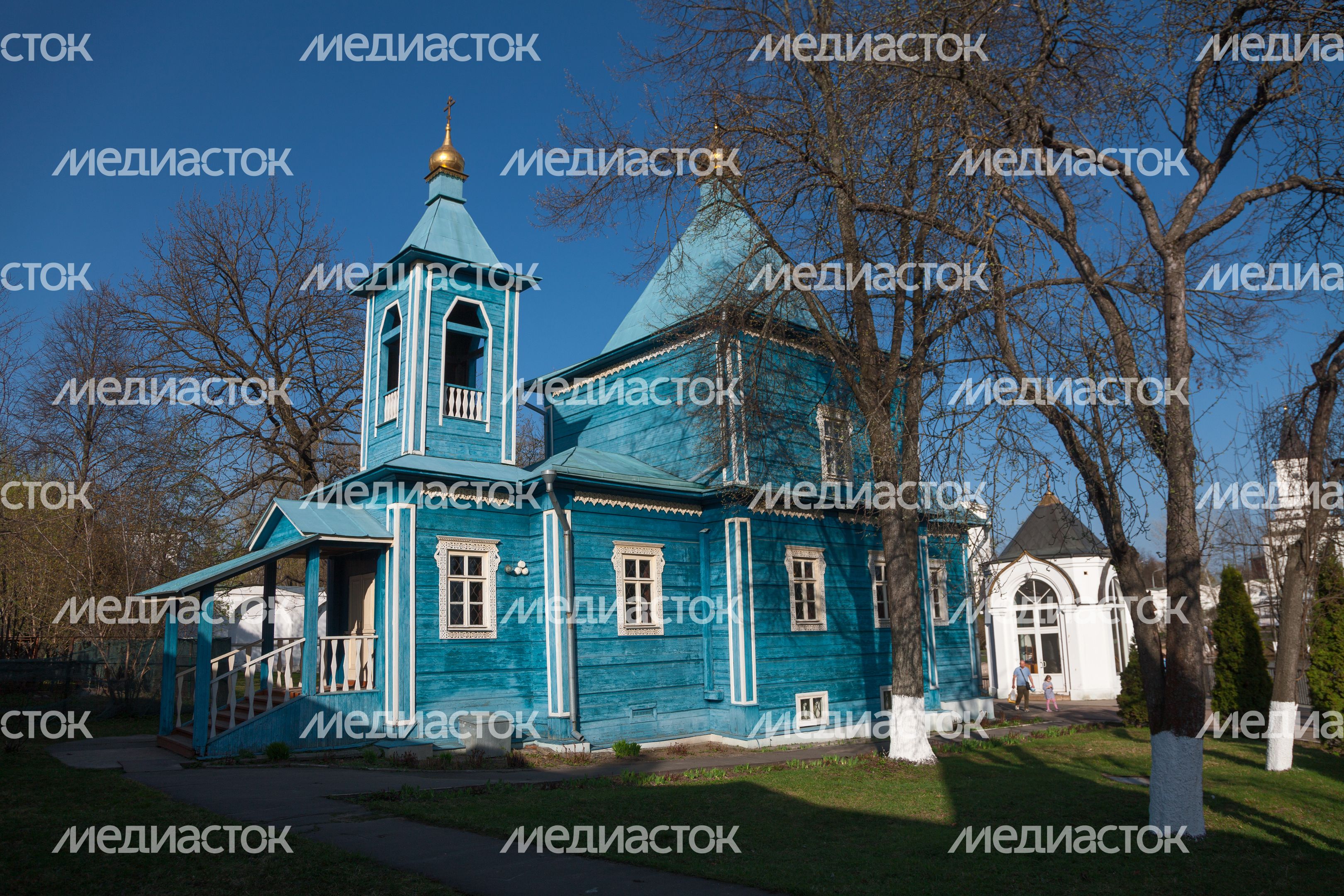 Церковь апостолов Петра и Павла в городе Дзержинский