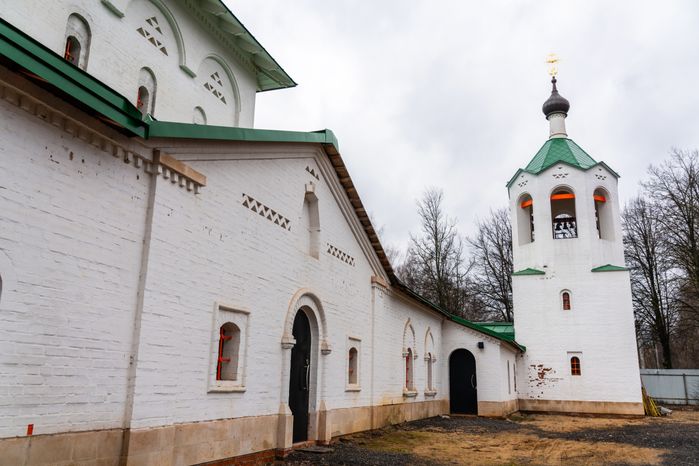 Храм Святых Жен-Мироносиц в Истре