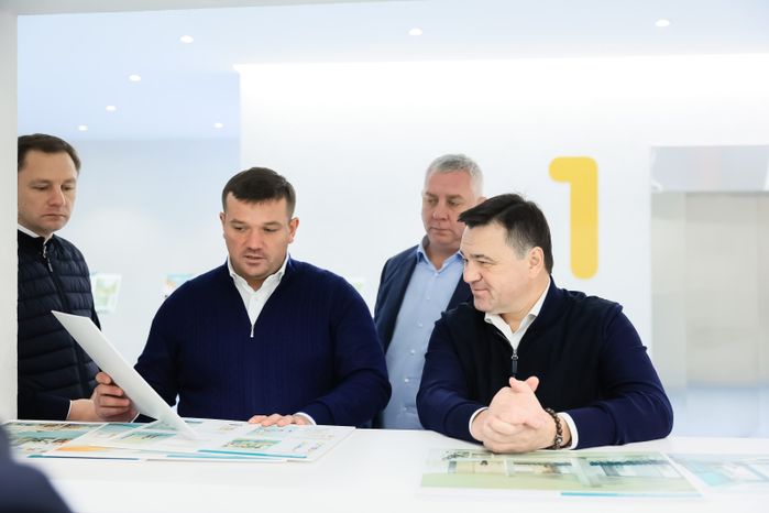 Посещение Губернатором Подмосковья стройплощадки Детской областной больницы в Красногорске