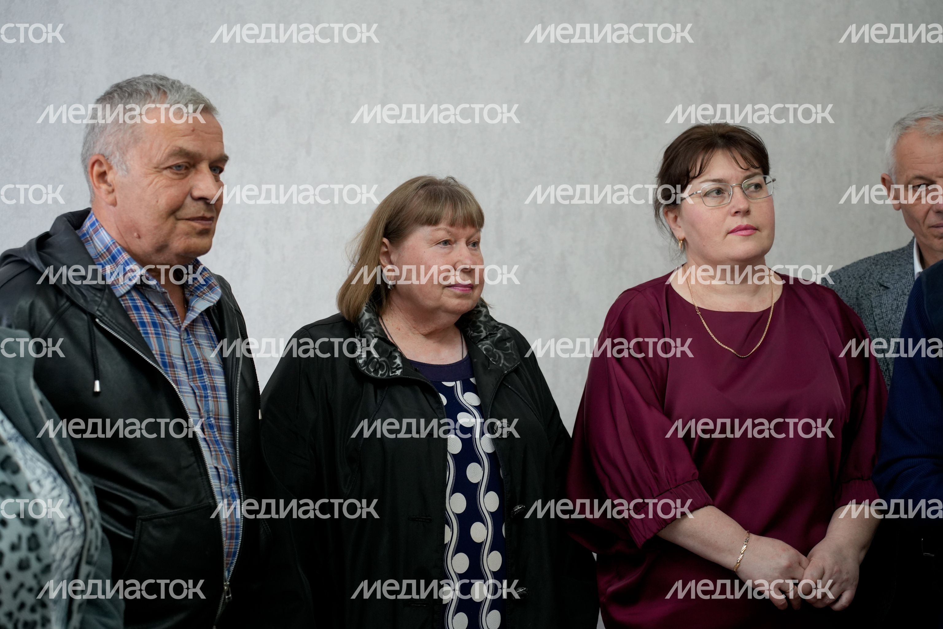 Андрей Воробьев поздравил новоселов, переехавших из аварийного жилья в новую многоэтажку в п. Южный г.о. Подольск Андрей Воробьев поздравил новоселов, переехавших из аварийного жилья в новую многоэтажку в п. Южный г.о. Подольск