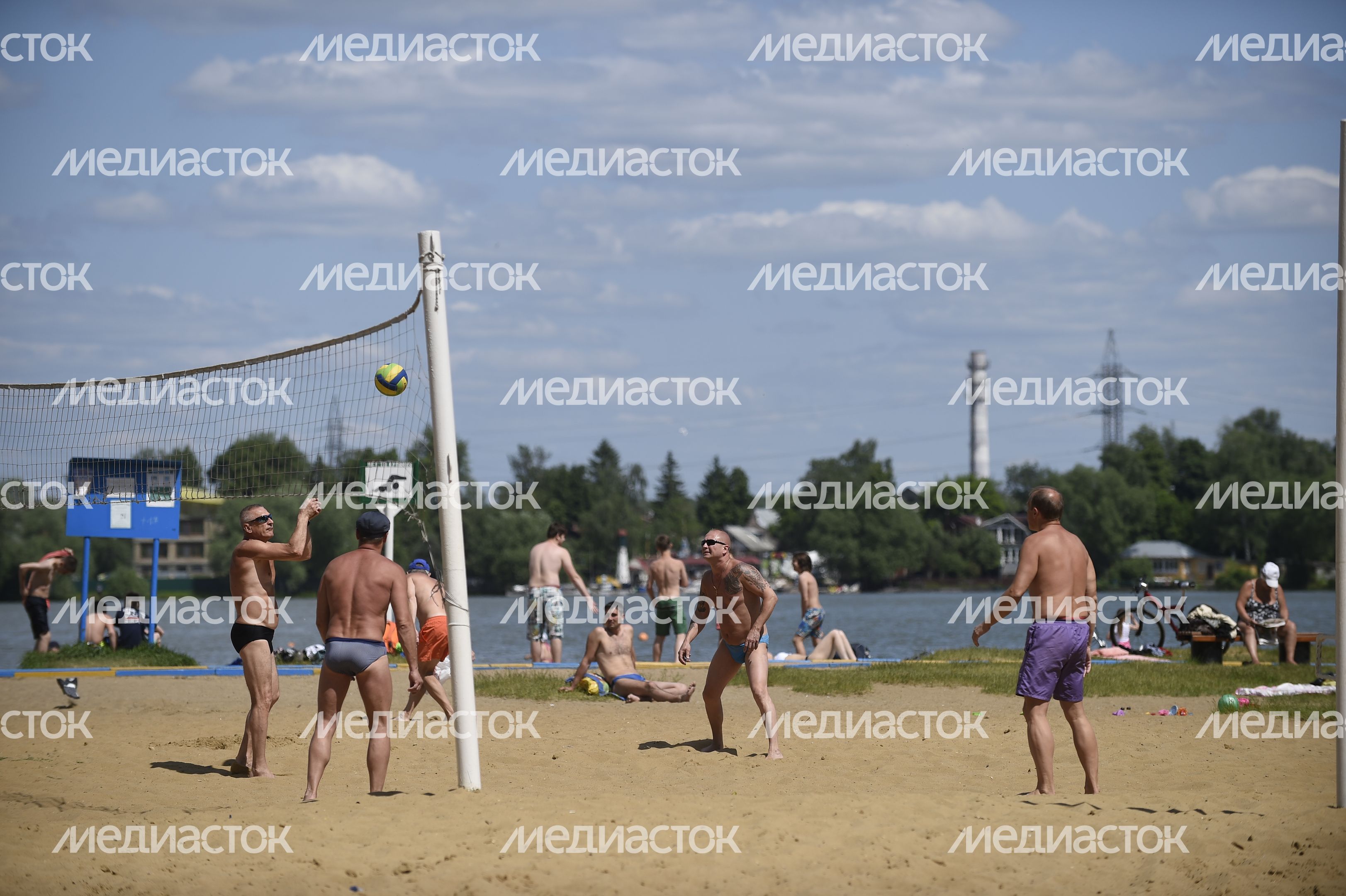 Начало купального сезона в Москве