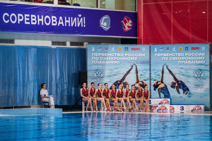 Первенство России по синхронному плаванию среди юношей и девушек в Чехове