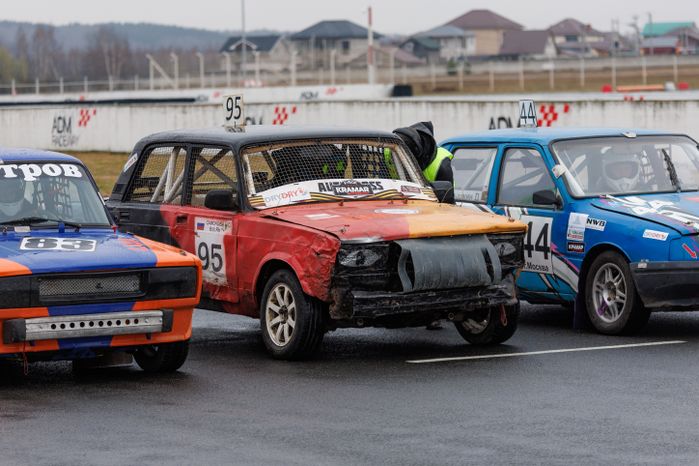 Открытие сезона ралли-кросса на гоночной трассе ADM Raceway в Мячково округа Люберцы