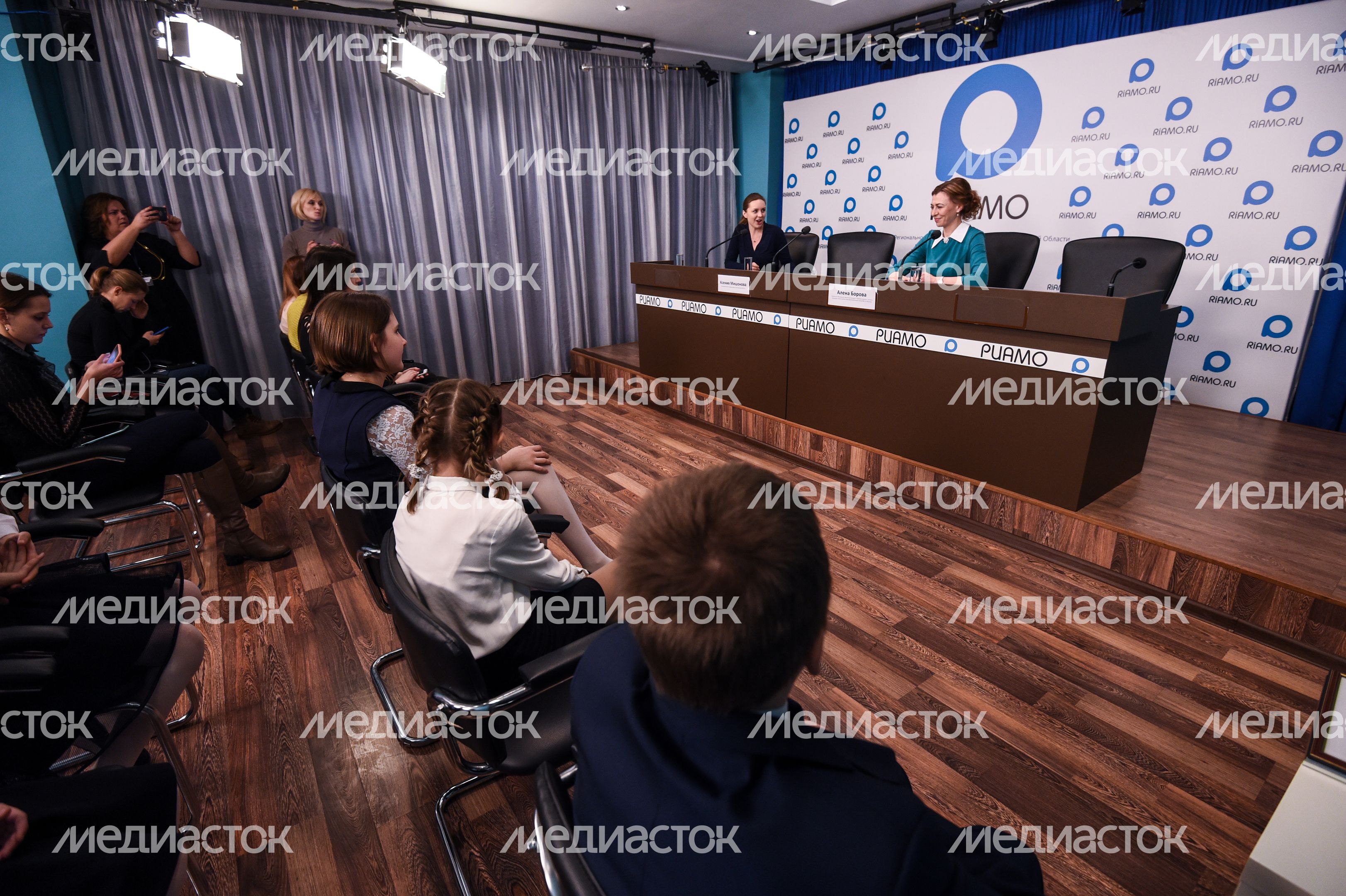 Пресс-конференция Уполномоченного по правам ребенка в Подмосковье Ксении Мишоновой