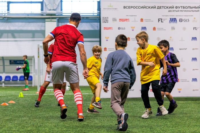 Гала-матч «Чемпионата Победителей» с участием звездных футболистов в Домодедово