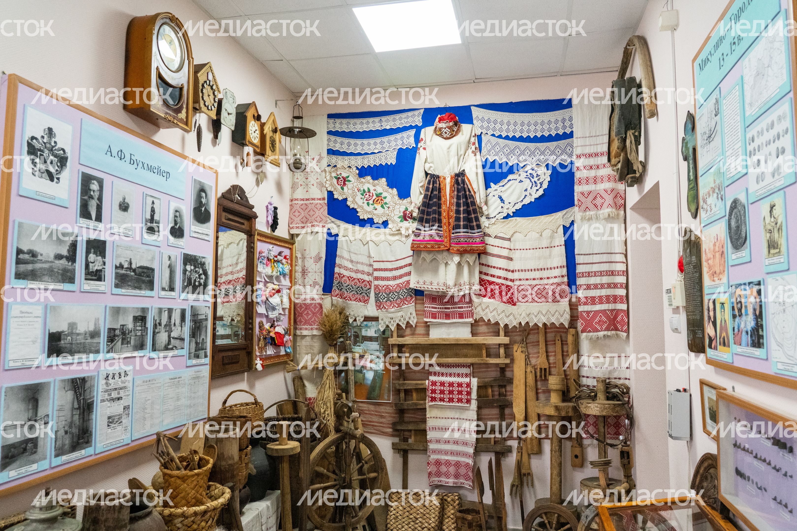 Лотошино. Микулинская картинная галерея Лотошино. Микулинская картинная галерея