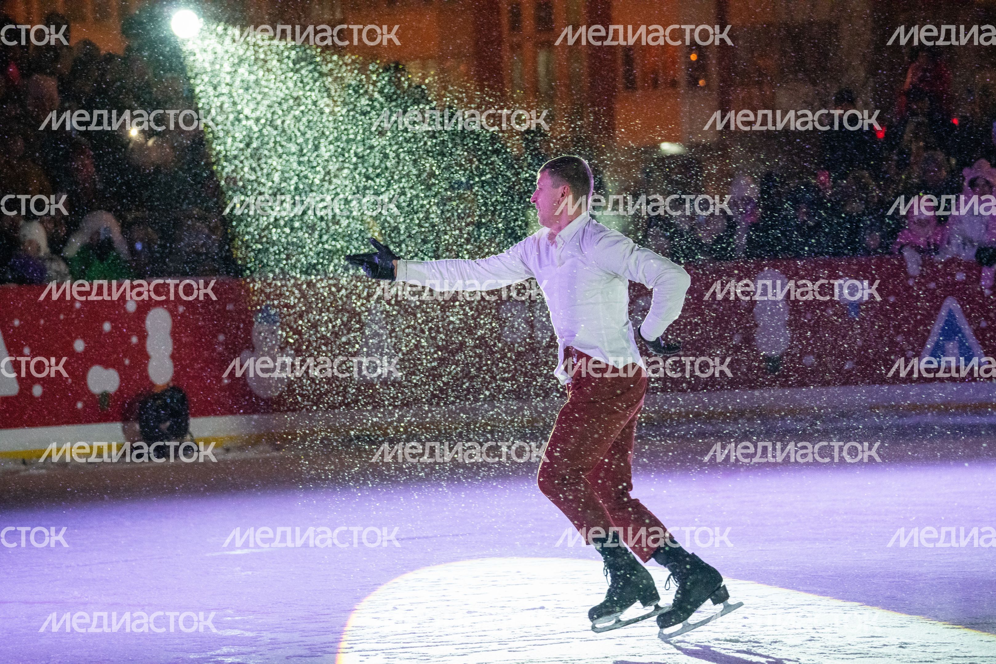 Красногорск. Ледовое шоу Ильи Авербуха «Чемпионы» в Путилково Красногорск. Ледовое шоу Ильи Авербуха «Чемпионы» в Путилково