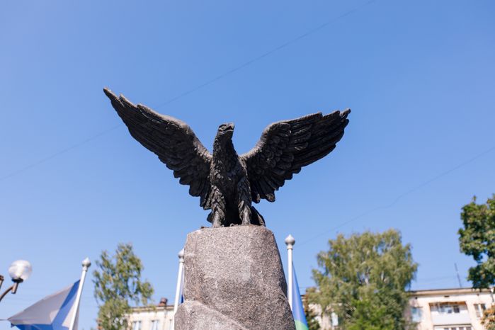 Дзержинский. Памятник ветеранам локальных войн