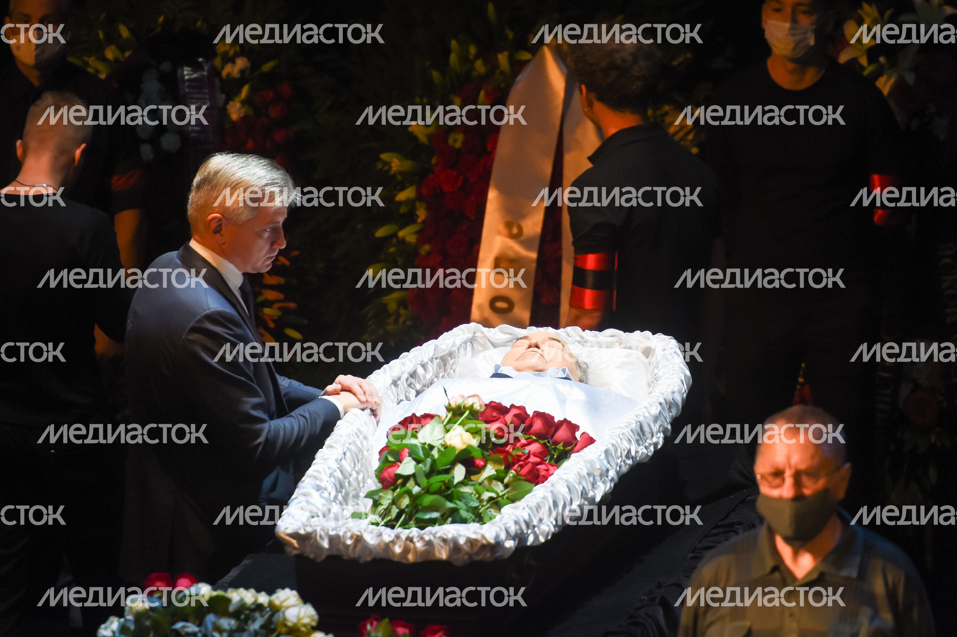 Церемония прощания с Николаем Губенко