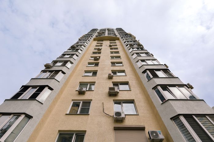 Капитальный ремонт фасада многоквартирного дома на улице Ашхабадская в Реутове