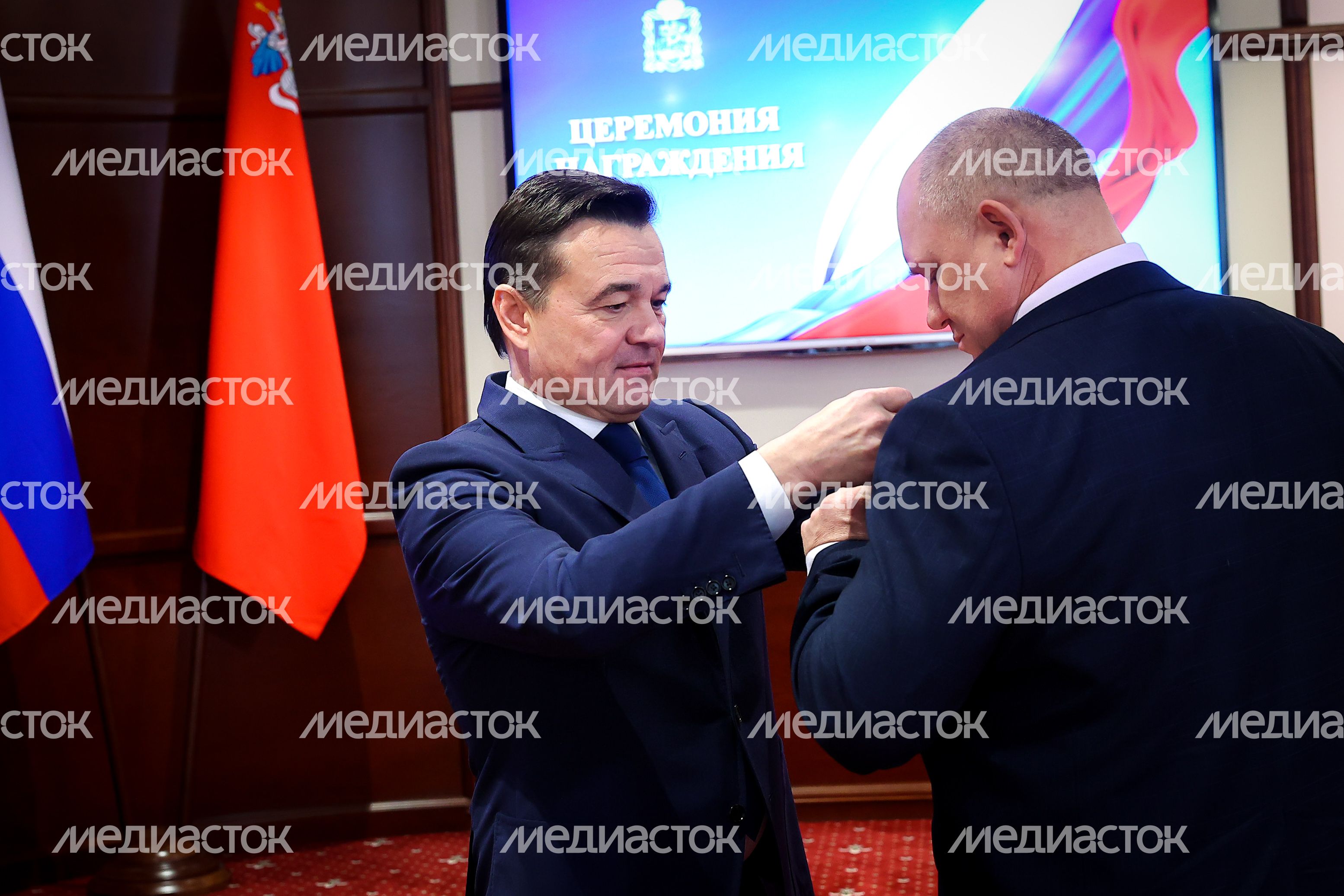 Награждение добровольцев из отряда «БАРС» Губернатором Подмосковья