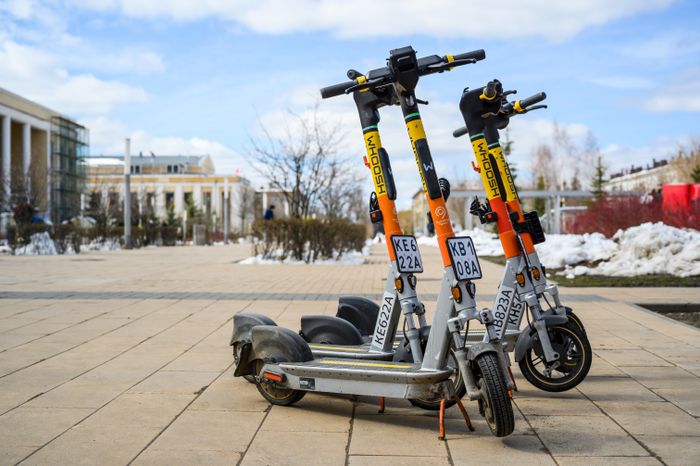 Самокаты в Центральном городском парке Королева