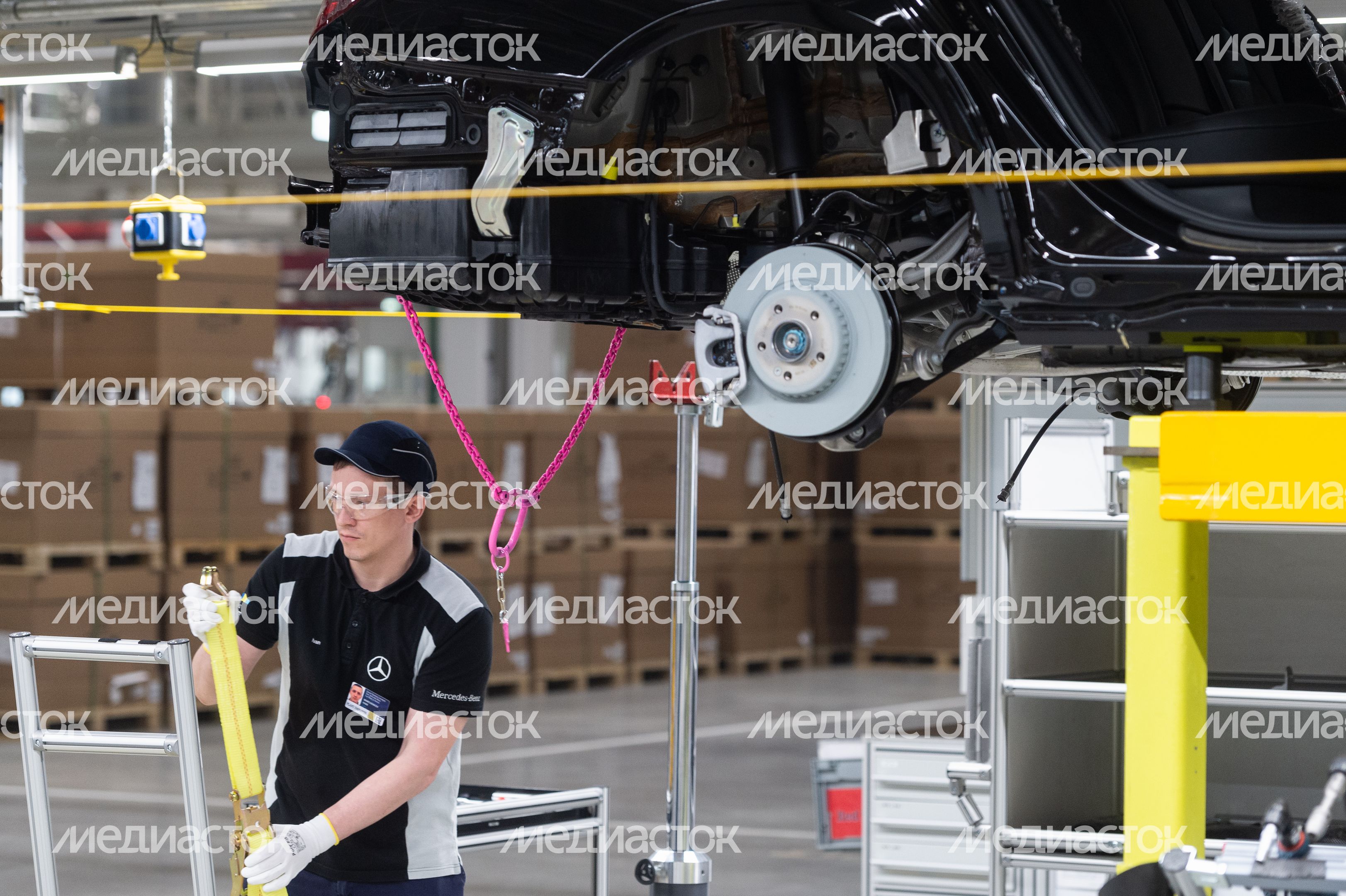 Открытие автомобильного завода Mercedes‑Benz в Подмосковье