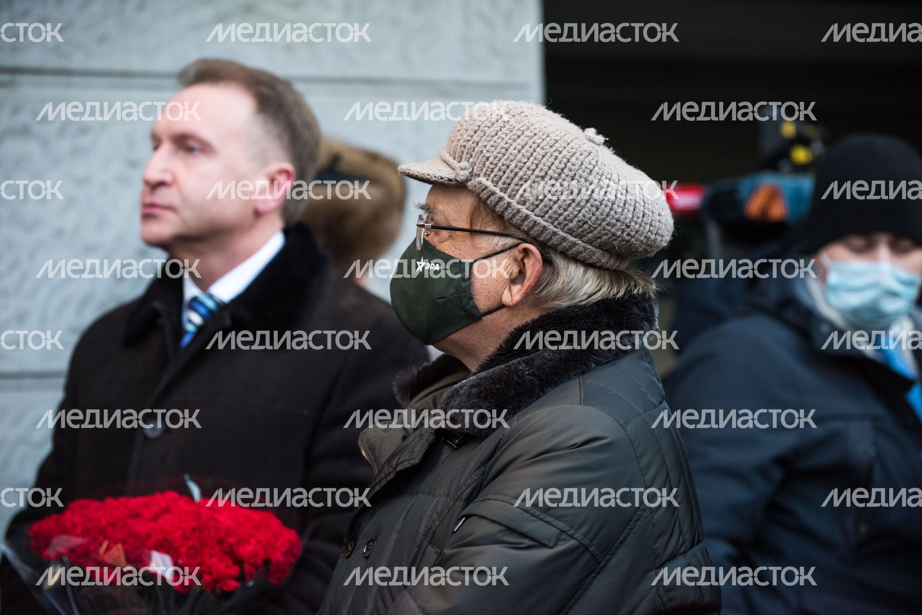 Открытие в Москве мемориальной доски экс‑мэру города Юрию Лужкову
