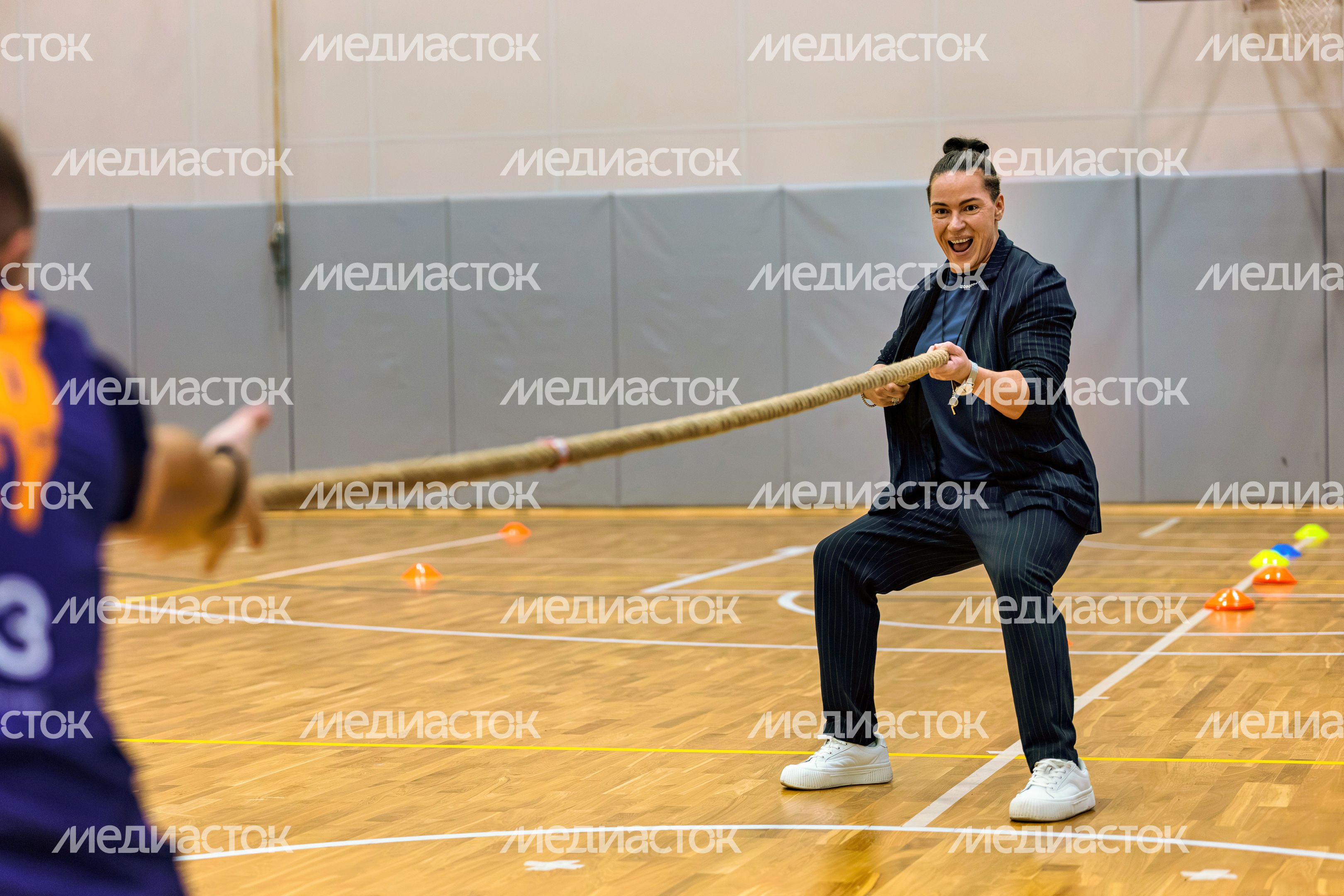 Спортивный проект «Тот самый физрук»: конкурс учителей физкультуры и старшеклассников Спортивный проект «Тот самый физрук»: конкурс учителей физкультуры и старшеклассников