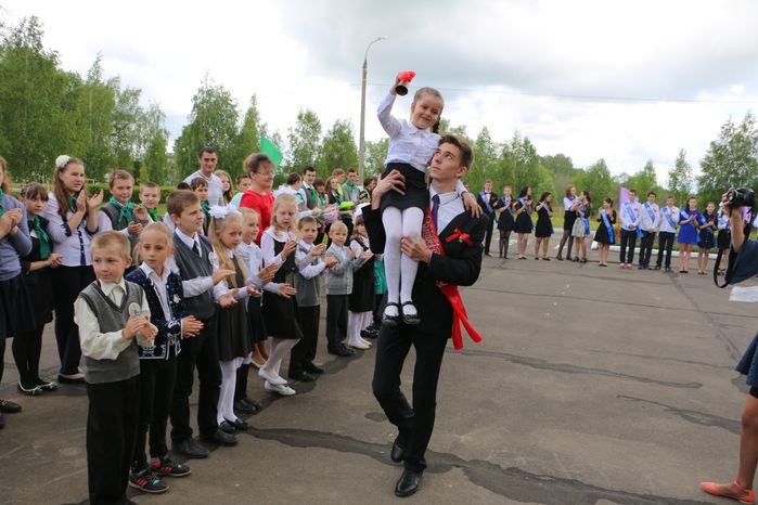 Последний звонок в Лотошино