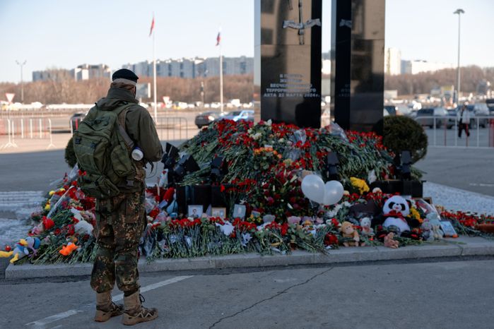 Мемориал в память о жертвах теракта в «Крокус Сити Холле» в Красногорске