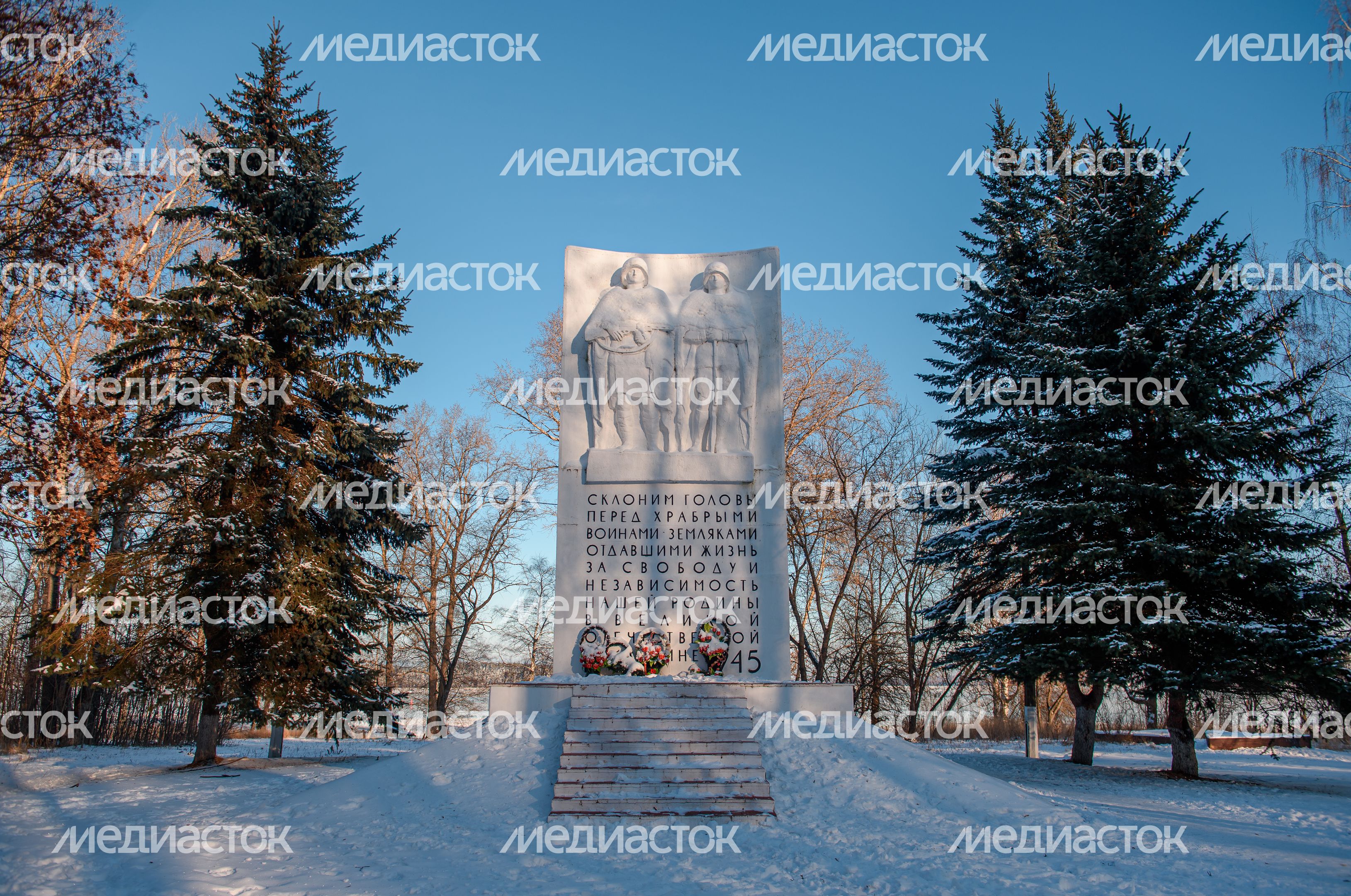 Зимние виды города Калязин