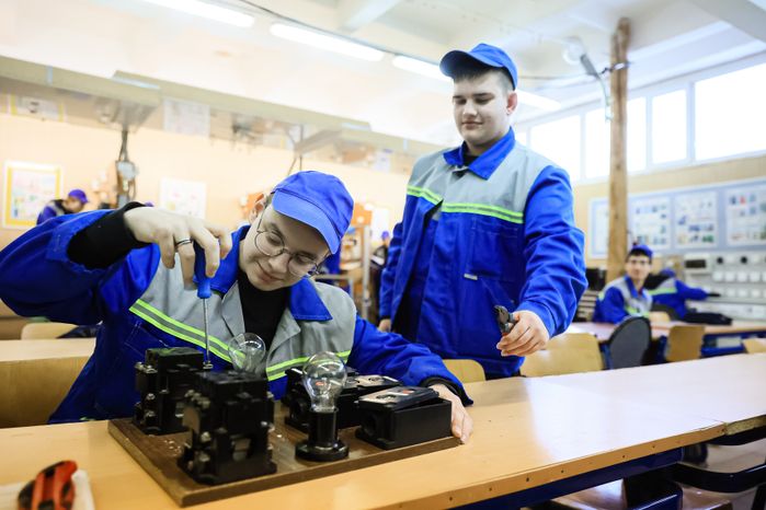 Посещение Губернатором Павлово-Посадского Техникума