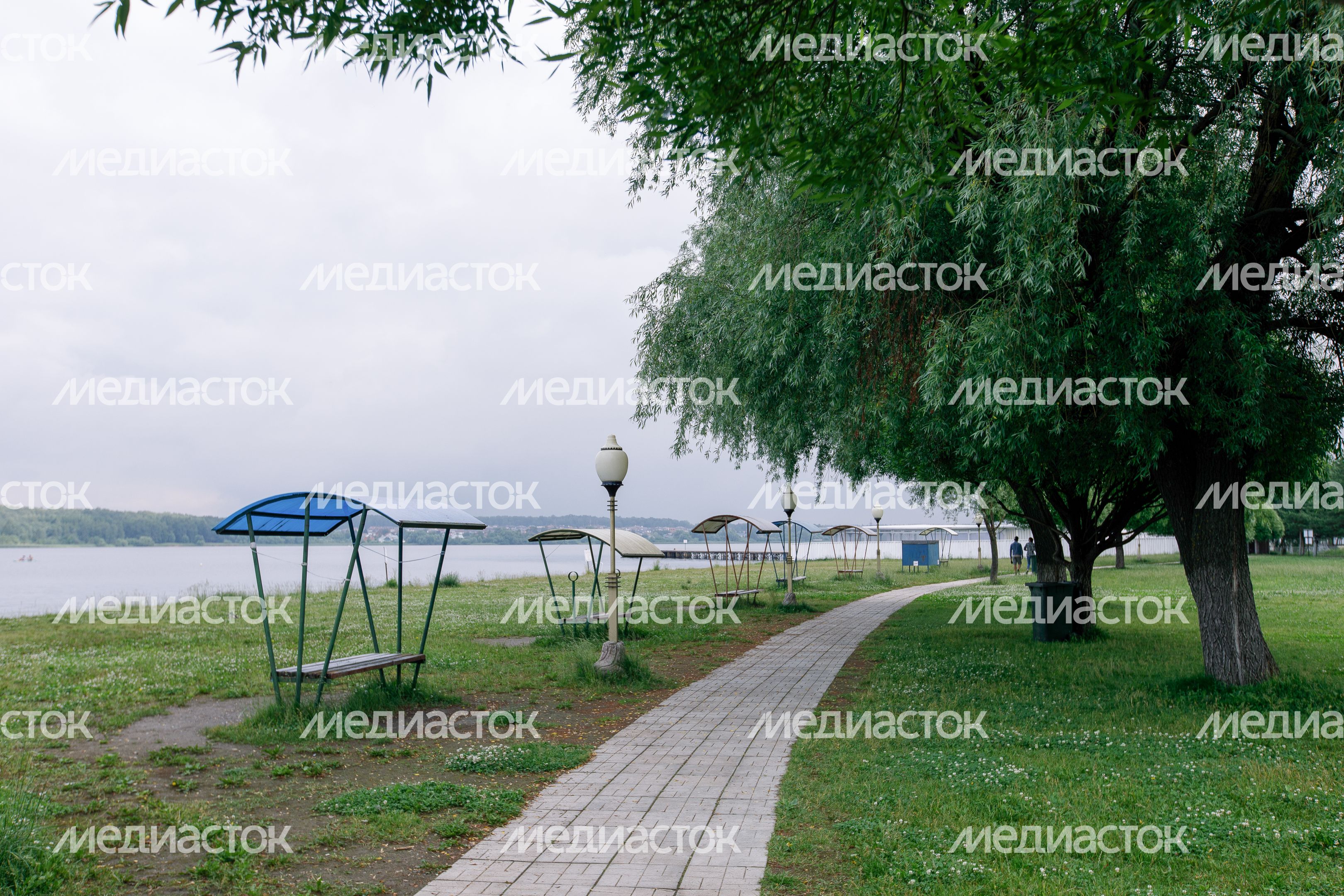 Пляж в селе Троицкое Пляж в селе Троицкое