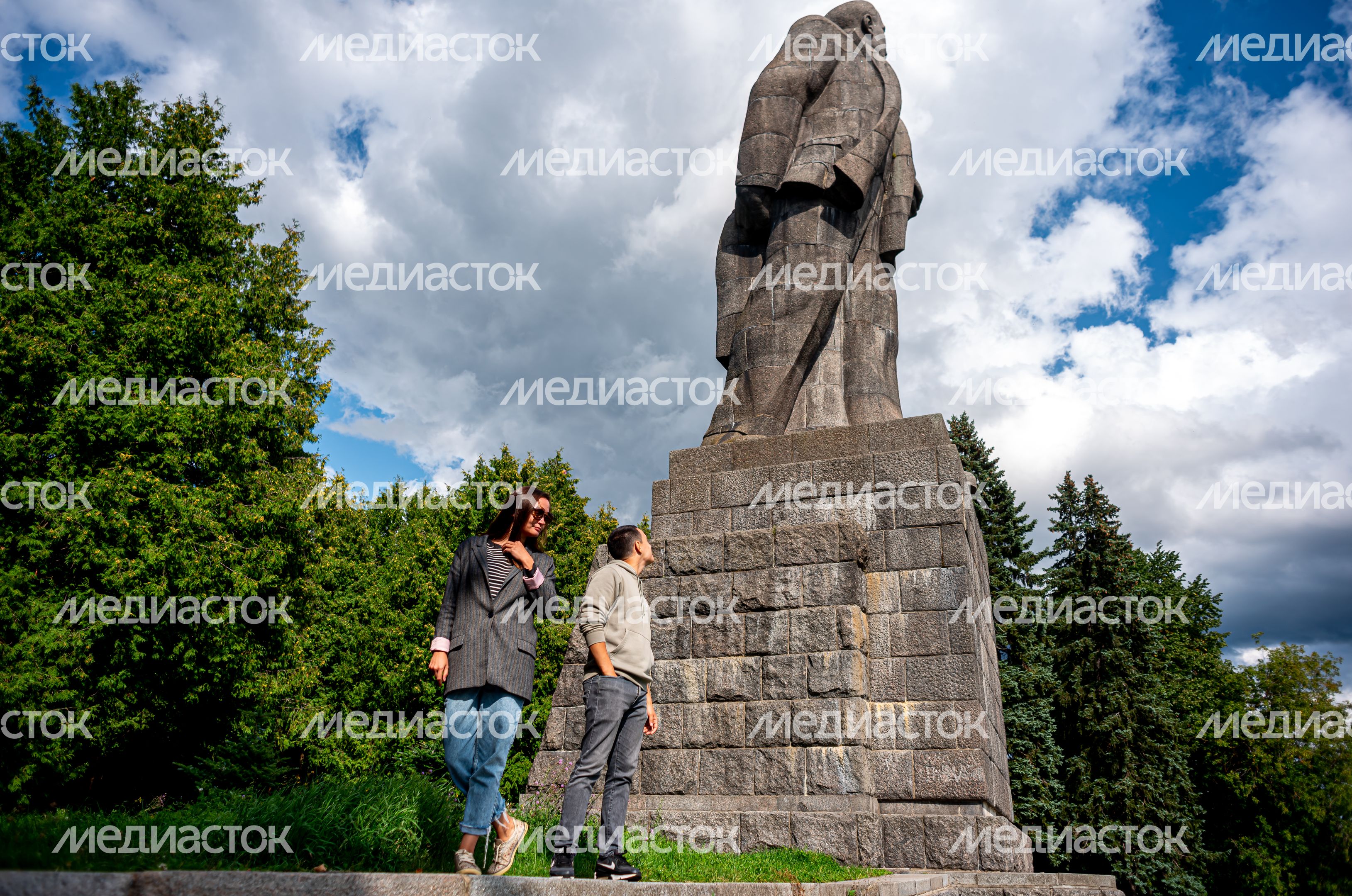 Летние виды города Дубна