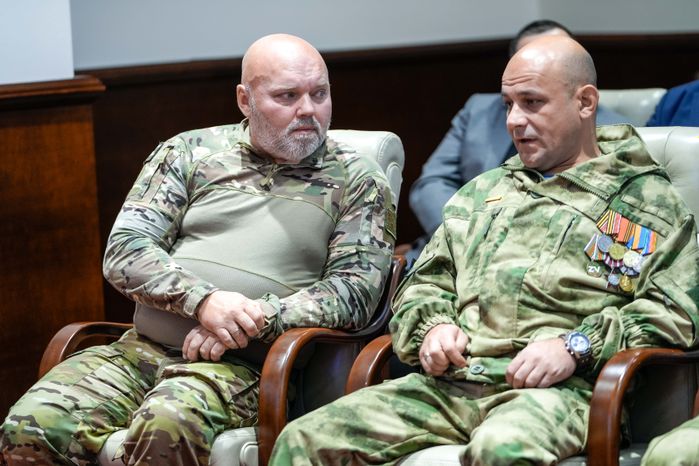 Награждение бойцов подразделений БАРС