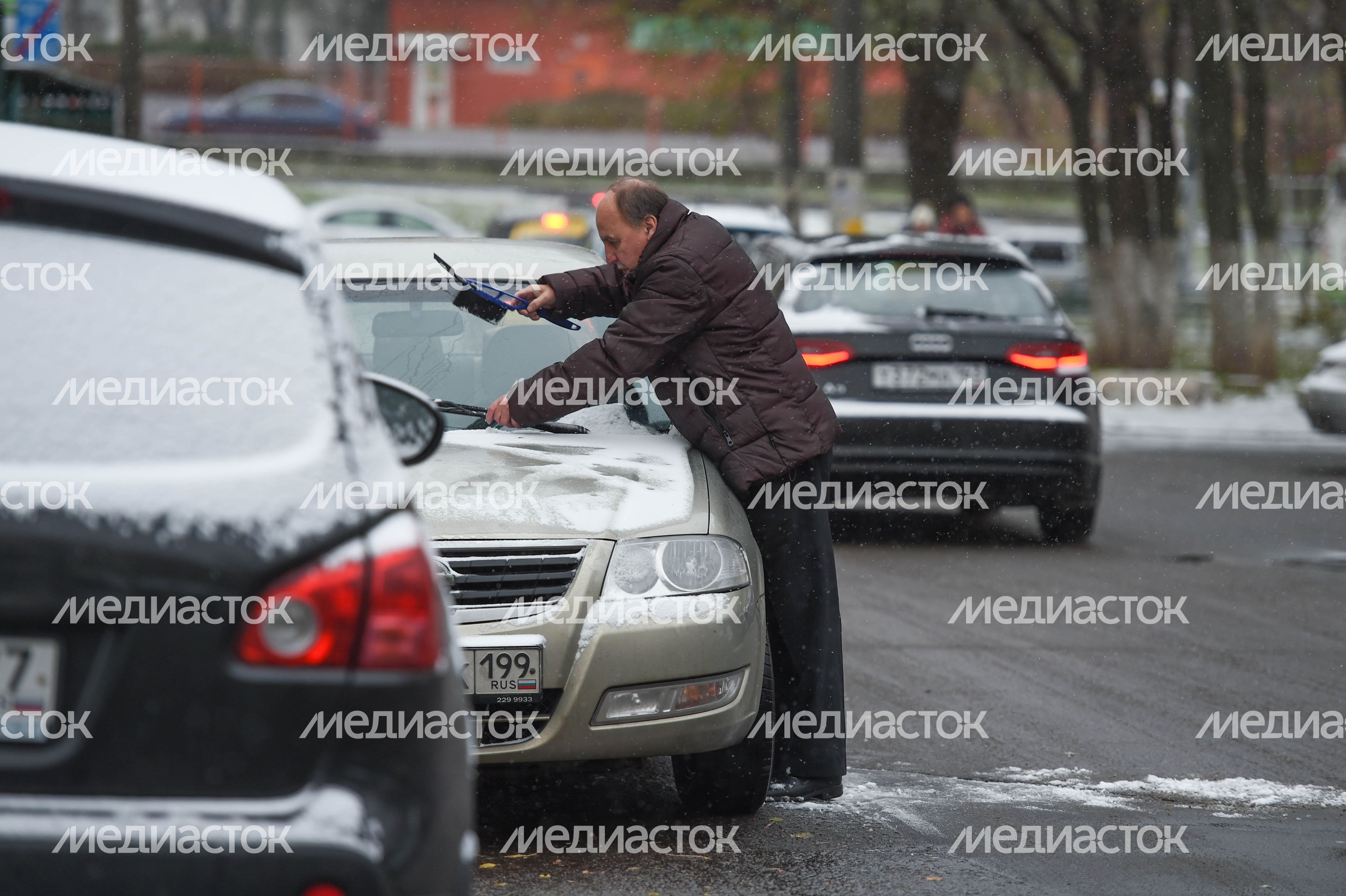 Первый снег в Москве