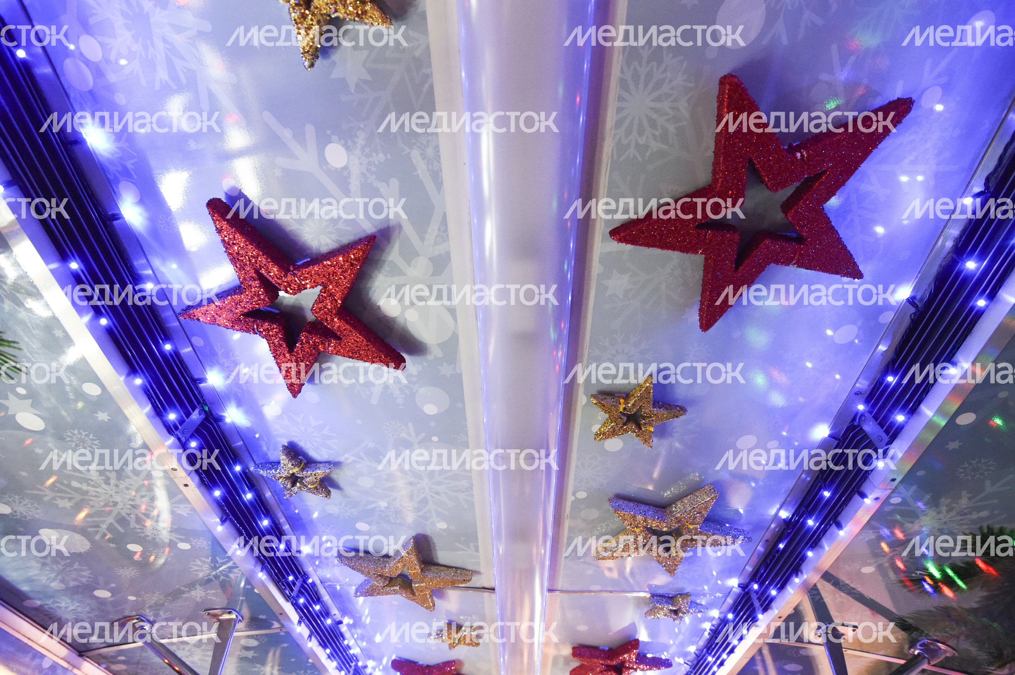 Запуск Новогоднего поезда в метро Москвы Запуск Новогоднего поезда в метро Москвы
