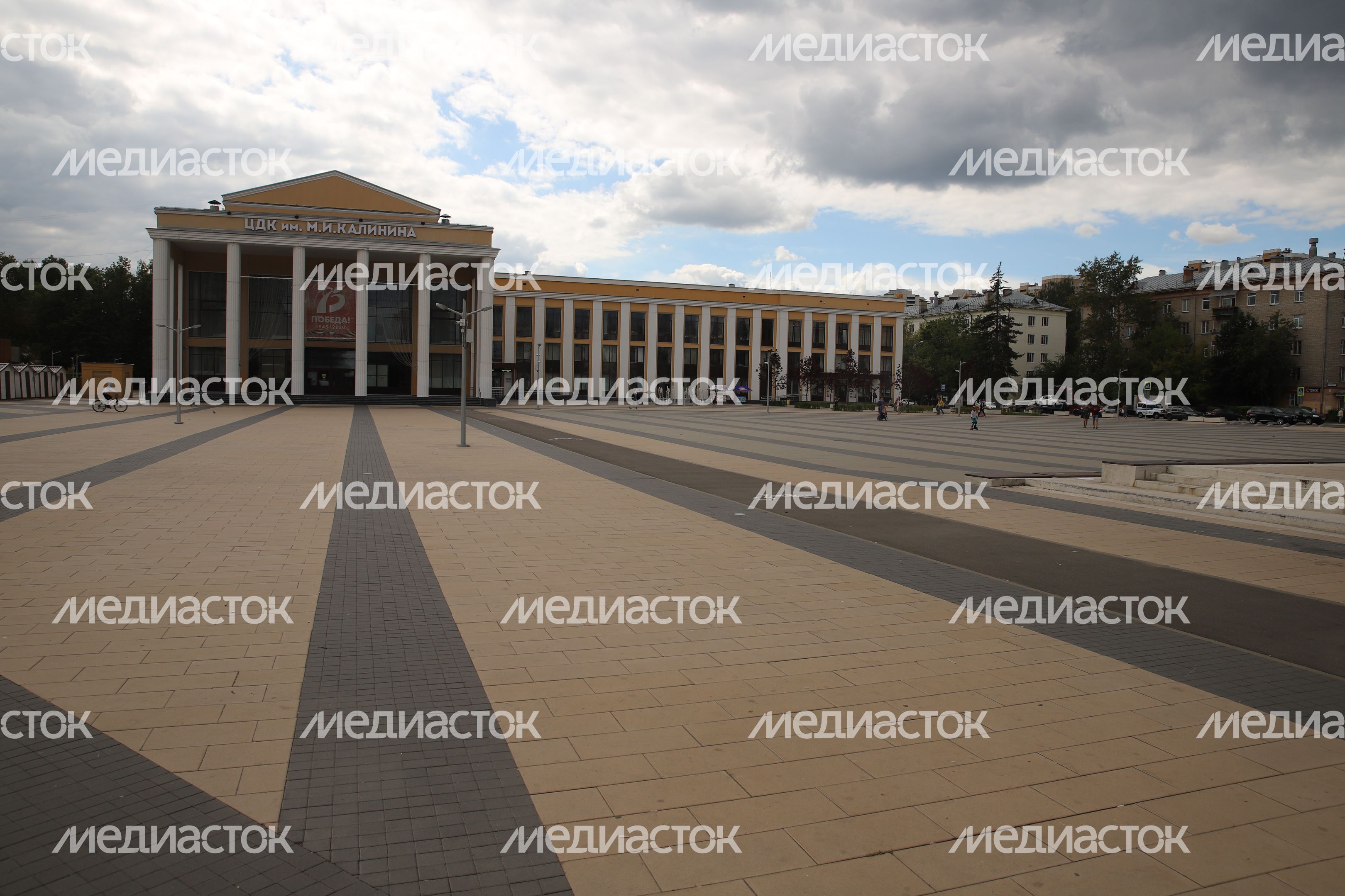 Сквер Космонавтов Сквер Космонавтов