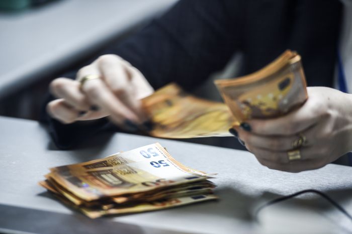 Система tax free для возврата НДС иностранцам начинает работу в России в тестовом режиме