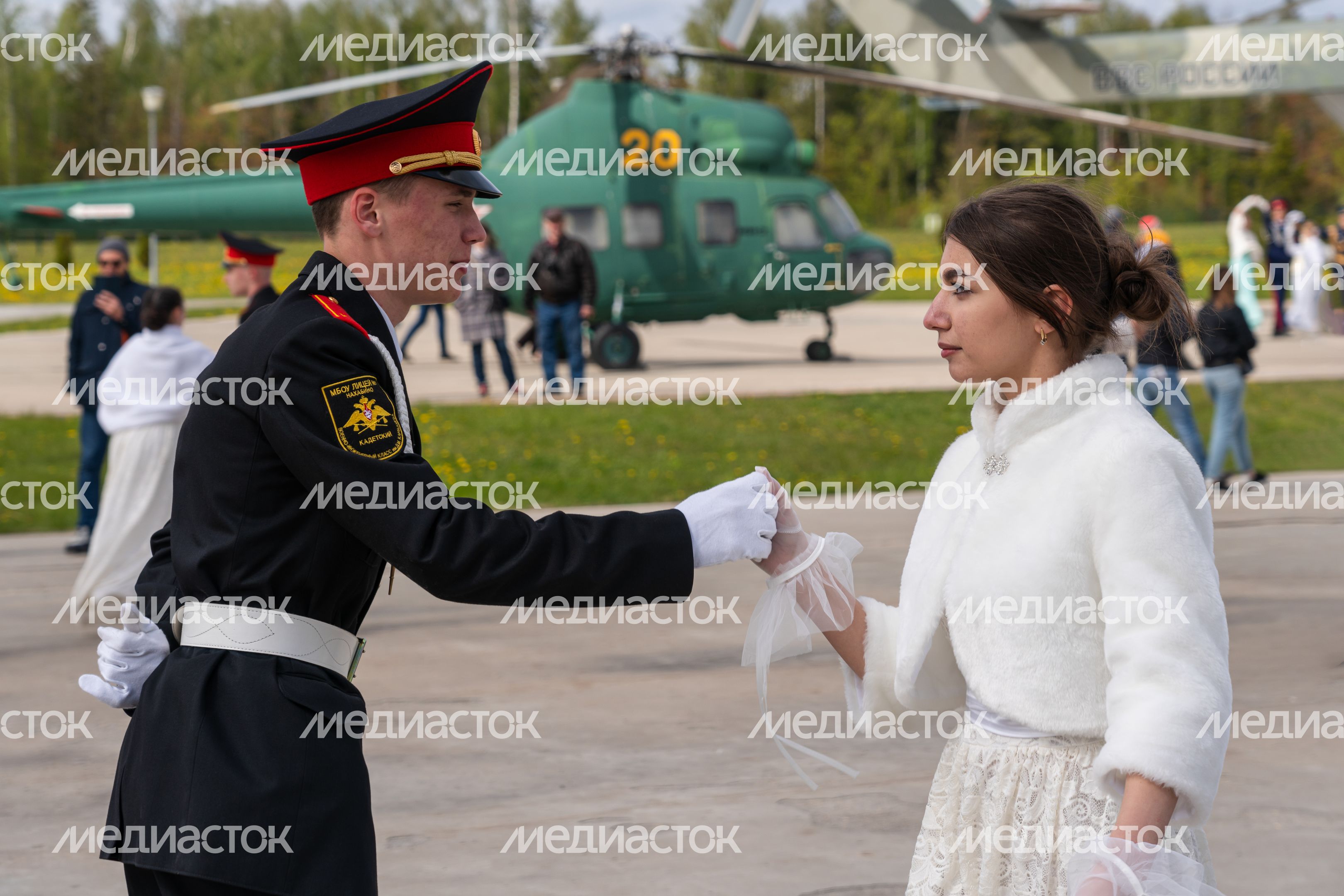 День Победы в Центральном парке "Патриот". Кадетский бал День Победы в Центральном парке "Патриот". Кадетский бал